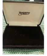 Vintage Strawbridge &amp; Clothier Department Store Jewelry Box Velvet &amp; lin... - $16.48 CAD