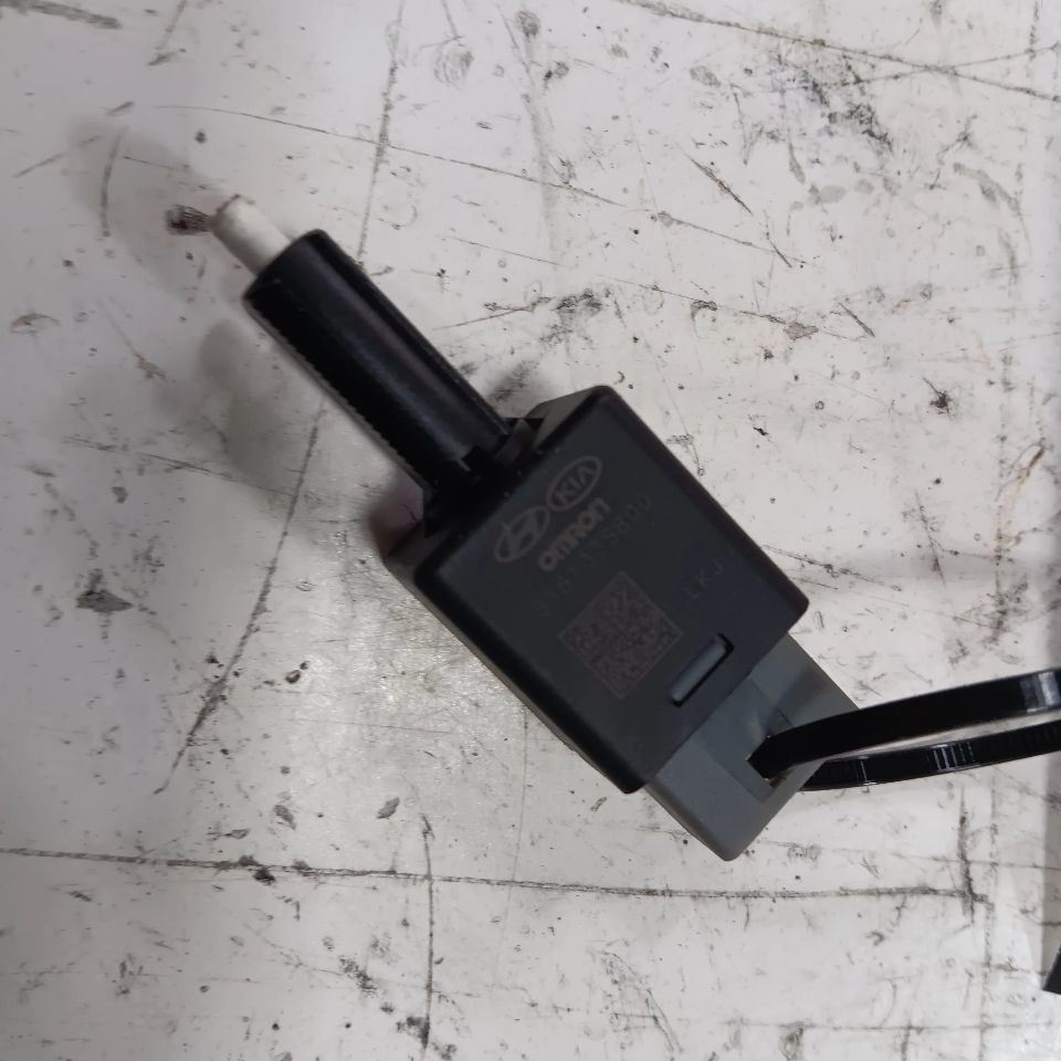 Hyundai Accent Brake Pedal Switch 2014 2015 2016 2016 2017 Item image 2