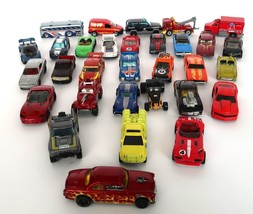 Mixed Lot of 31 Diecast Toy Cars Matchbox Hot Wheels etc... - £23.91 GBP