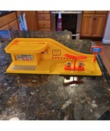 Vintage 1988 Soma Park &amp; Gas Station Playset Micro Machines Off Brand - $19.76