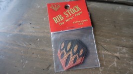 3 NEW Vintage Dart Flights BLACK RED RIB STOCK - $2.96