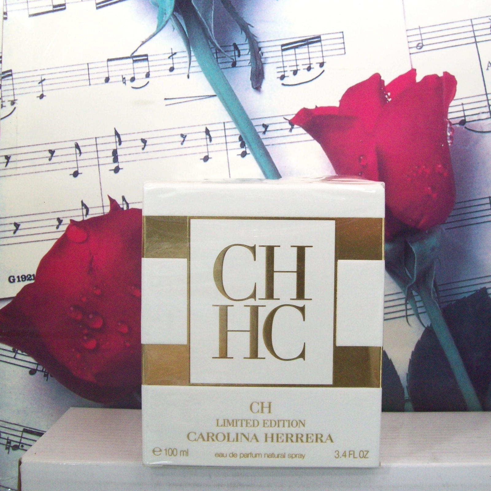 Primary image for CH Insignia (Limited Edition) By Carolina Herrera Women 3.4 OZ. EDP Spray