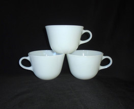 Pyrex Milk Glass Cups Set of 3 Coffee Tea Vintage 1980s Made USA Corning NY - $14.85