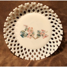 Vintage, Victorian Challinor Taylor Milk Glass Lattice Edged Fruit Bowl - £15.29 GBP