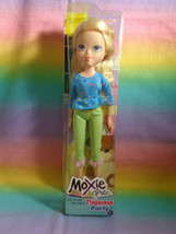 MGM Moxie Girlz Pajama Party Avery Doll - New - £8.52 GBP