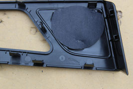 2017 JAGUAR XE REAR RIGHT SPEAKER PLASTIC COVER TRIM R601 image 5