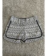 The Limited - Women’s Sz 0 Blue/White Pattern Flat Front Low-Rise Shorts... - $15.17 CAD