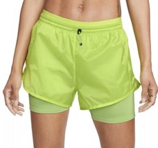 New Nike Icon Clash Tempo Luxe Layered Running Shorts Women&#39;s Sz Xs Green Pants - £17.30 GBP