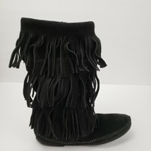 Minnetonka Boho 3 Layer Fringe Suede Boots Moccasin Women&#39;s Sz 7 - £24.91 GBP