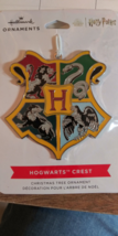 hallmark ornaments 2022  hogwarts crest - £5.45 GBP