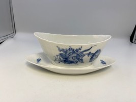 Royal Copenhagen Denmark BLUE FLOWERS CURVED Gravy Boat #1651 - £80.12 GBP