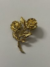 GERRY&#39;S Vintage 1950-60s Rose Brooch Flower Gold Tone - £7.38 GBP