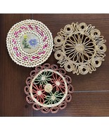 3 Vintage Boho Woven Rattan Straw Multicolor Trivets 7 &amp; 8&quot; MCM - $13.53 CAD
