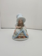 Circle of Friends by Masterpiece Porcelain Bisque Amish Girl Quilting Figurine - £9.44 GBP