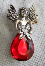 Elegant Red Rhinestone Textured Silver-tone Fairy Brooch 1980s vintage 1 5/8&quot; - £9.67 GBP