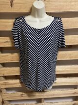 Cable &amp; Gauge Blue White Striped Blouse Top Woman's Size Large KG JD - $9.89