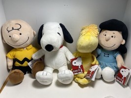 Kohl&#39;s Cares Peanuts Charlie Brown Snoopy Woodstock Lucy Lot of 4 W Tags - £36.27 GBP