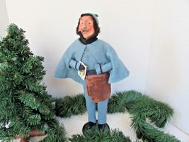 BYERS CHOICE CAROLERS 1993 LETTER CARRIER POSTMAN WITH POUCH SIGNED 12.7... - $34.60