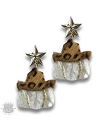 Western Hat Pumpkin Earrings Cow Print and Pearl White - €13,60 EUR