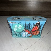 2 Glade Spring Collection &quot;Lift Off&quot; Candles White Tea Magnolia 3.8 Oz  2013 - $18.69