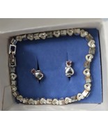 Avon Pink Rhinestone Heart Bracelet and Pierced earring Set In Box  /23 - £19.97 GBP