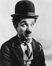 Charlie Chaplin Classic Close Up B&amp;W 8X10 Photo - £7.63 GBP