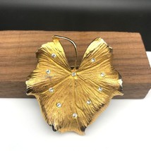 Vintage Coro Lily Pad Brooch, Brushed Gold Tone Botanical Pin Studded w Crystals - £25.92 GBP