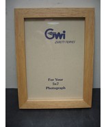 GWI Quality Wood Frames 6&quot; x 8&quot; Holds One 5x7 Picture Built in Stand Cle... - €11,36 EUR