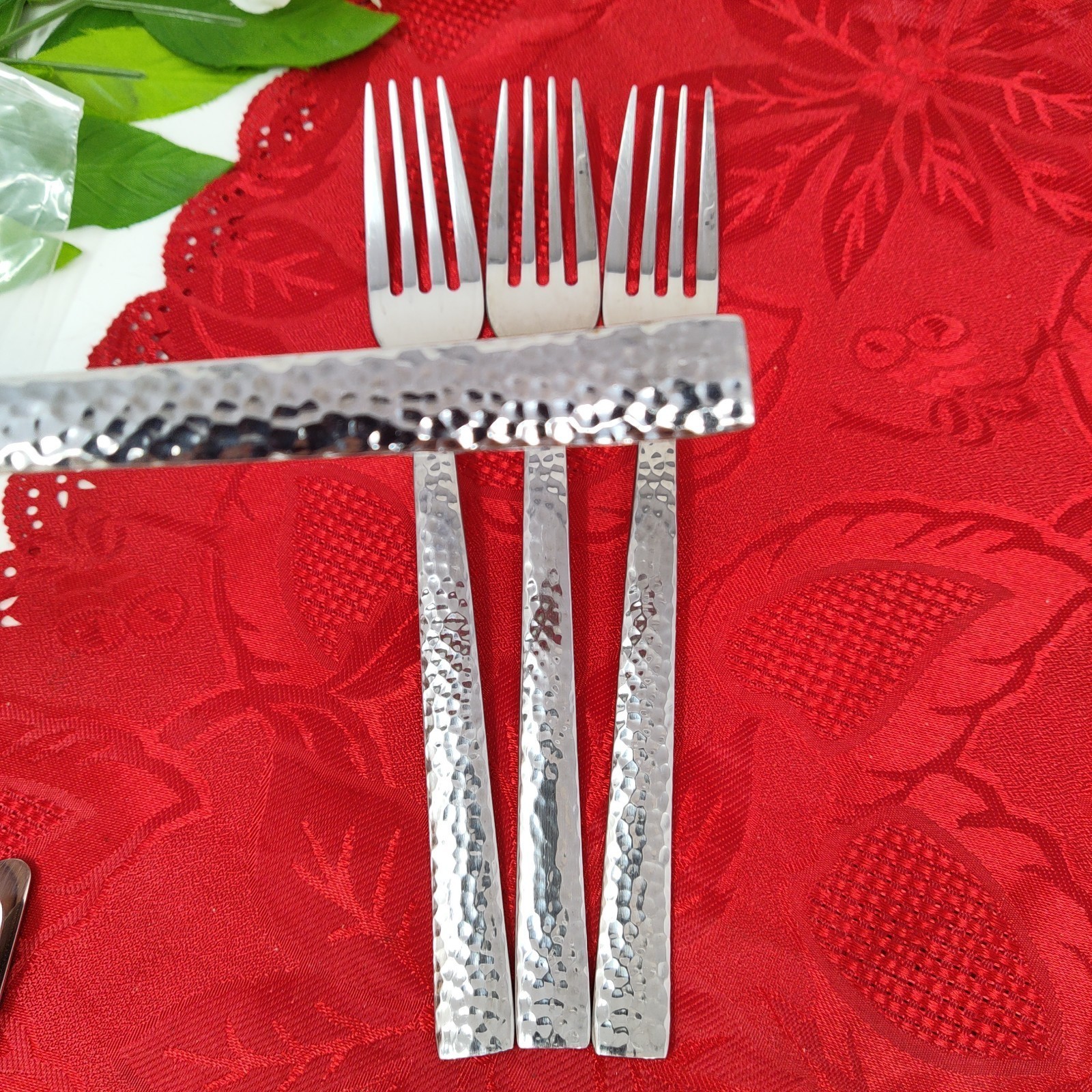 4X DF Cambridge Stainless Steel Nyoto Hammered lot of 4 pc Dinner Forks - $12.98