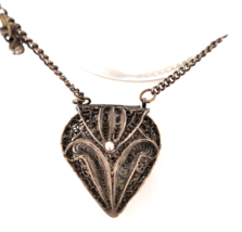 Fashion Jewelry Women&#39;s Necklace Metal Heart Shaped  Locket Opens 38 &quot; - £11.93 GBP
