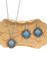 3 pc Blue/Green Silvertone Flower Necklace &amp; Earrings Set - New - $16.99