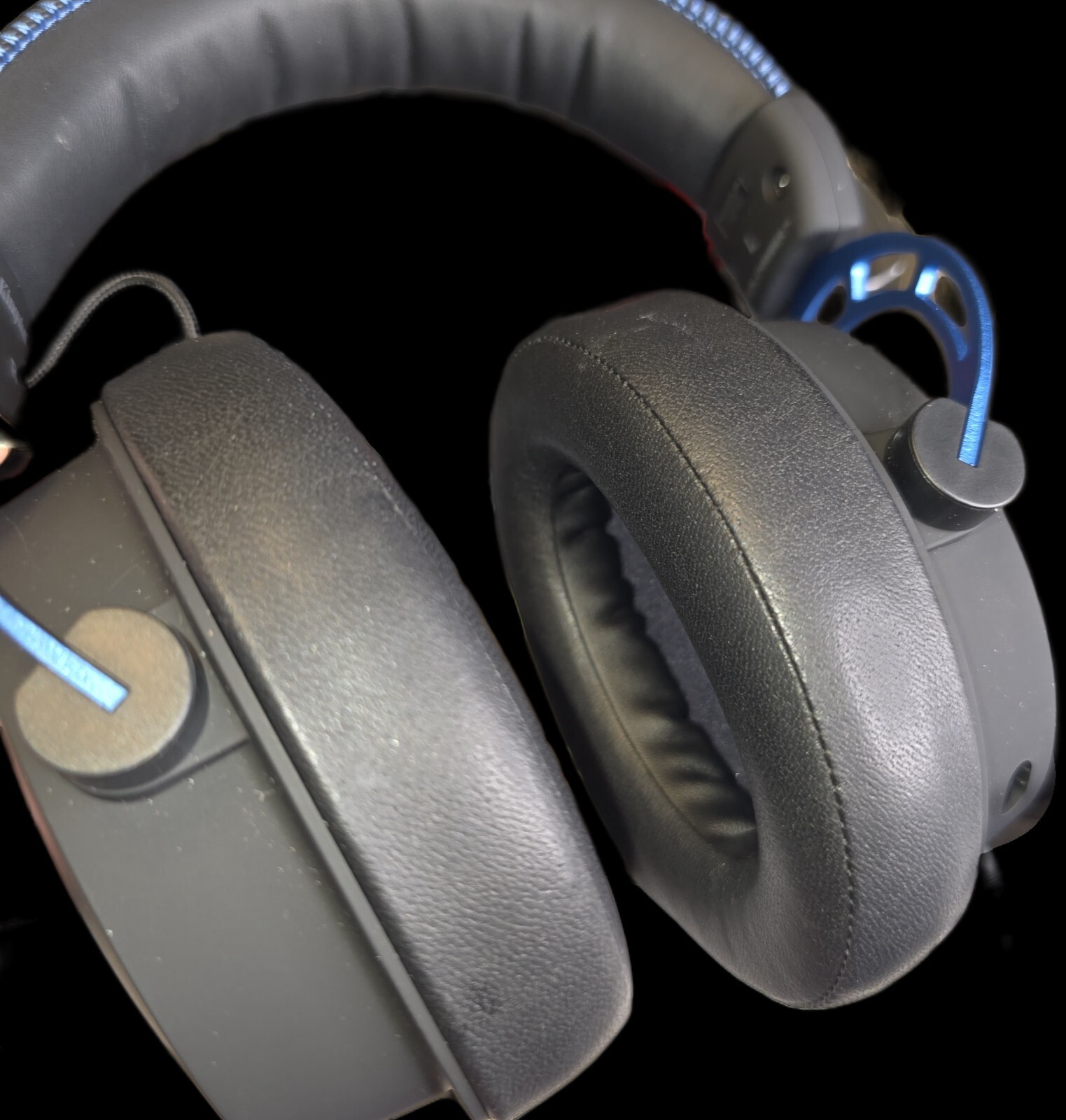HyperX CLOUD ALPHA™ S Gaming Headset (PC & Consoles) 7.1 Surround Sound Item image 4