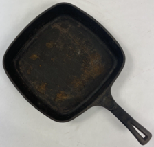 Vintage Wagner Ware Cast Iron Extra Large Square Skillet Camp Pan 10&quot; Thumb Rest - £38.98 GBP