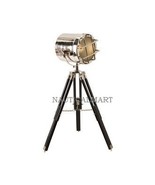 NAUTICALMART CLASSICAL DESIGNER CHROME FINISH TRIPOD TABLE LAMP - €84,12 EUR