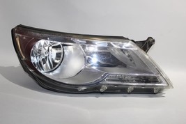 Right Passenger Headlight Halogen Fits 2009-2011 Volkswagen Tiguan Oem #23940 - £165.45 GBP