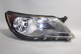 Right Passenger Headlight Halogen Fits 2009-2011 Volkswagen Tiguan Oem #23940 - £154.72 GBP