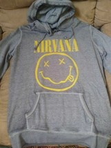 Nirvana - 2017 Smiley Manga Larga Mujer Sudadera con Capucha ~ Nunca Worn ~ S - £26.01 GBP