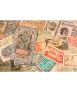 World Banknotes. 70 Notes From Europe, Asia, Central &amp; South America - $2,406.38 MXN
