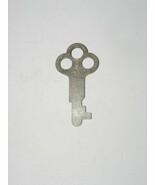 Yale &amp; Towne Key Vintage Stamford Conn. - $242.13 MXN