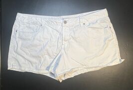 Faded Glory Shorts Women’s 18 White - $17.82
