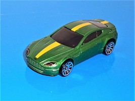 Hot Wheels 1 Loose Exotics 5 Pack Aston Martin V8 Vantage Green - £1.99 GBP