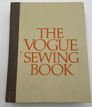 The Vogue Sewing Book By Patricia Perry 1973 2nd Edition No Box - £18.78 GBP
