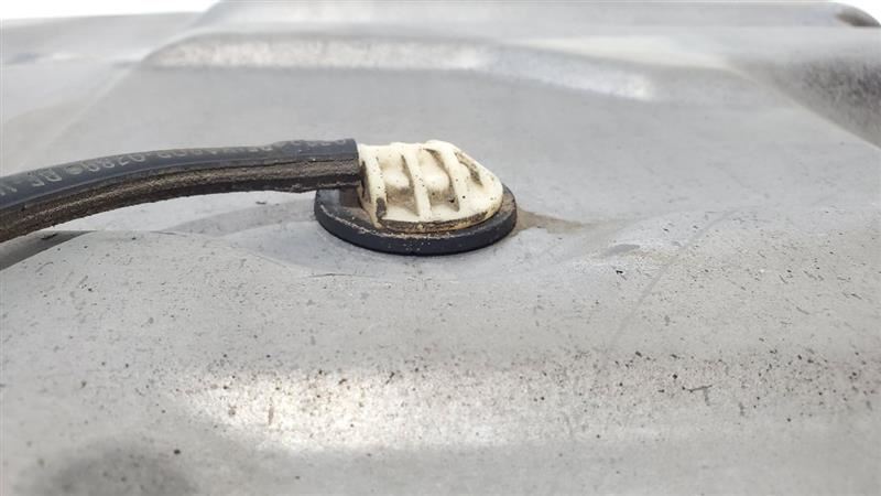 Back Fuel Tank With Sender OEM 1987 1988 1989 Ford F250  Item image 7