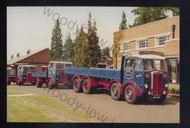 tm8572 - Commercial Vehicles - Three Lloyds of Ludlow Trucks - photo 6x4 - £1.99 GBP