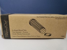 THE PAMPERED CHEF BREAD TUBE SCALLOPED 1565 NIB KITCHEN - £7.88 GBP