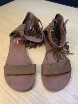 Unionbay Brown Leather Gladiator Sandals With Fringe Woman’s Size 6.5 KG... - $9.89