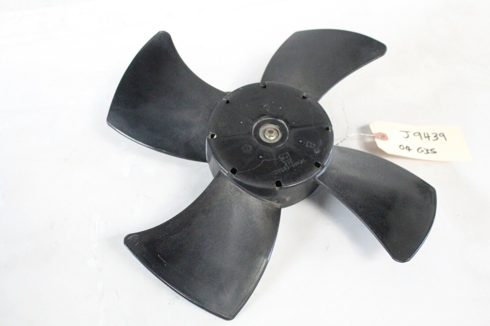 2003-2005 INFINITI G35 COUPE RADIATOR FAN BLADE J9439 - $55.89
