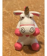 Despicable Me Fluffy Unicorn 2.5 Plastic Figure *Pre-Owned/No Package* DMC - €8,52 EUR