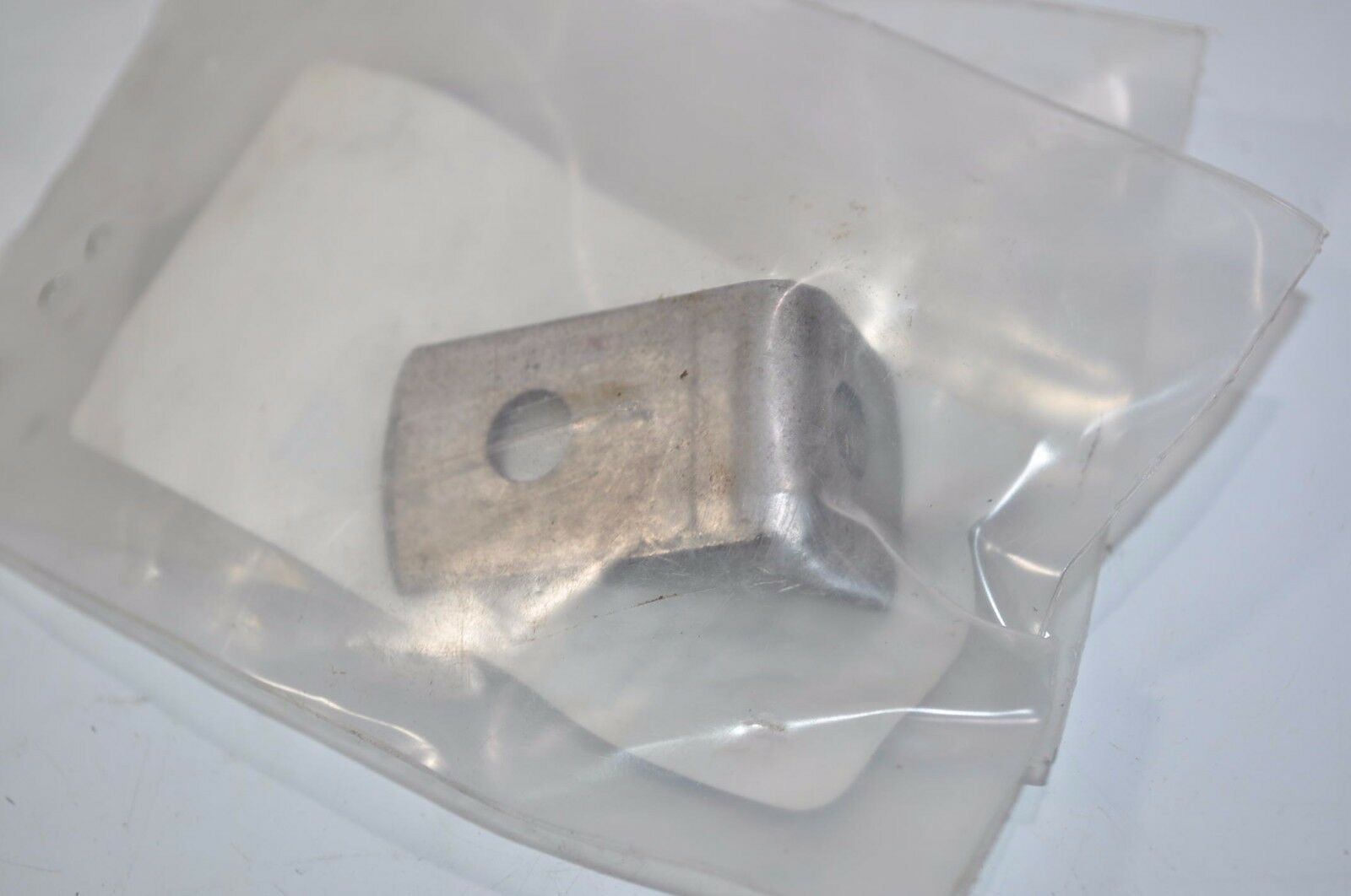 NEW International Fleetrite Bracket Part# 1698442C1 - $14.54