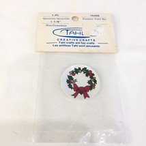 NIP Vintage Dollhouse Miniatures Plate With Painted Wreath Christmas Decor - £7.79 GBP